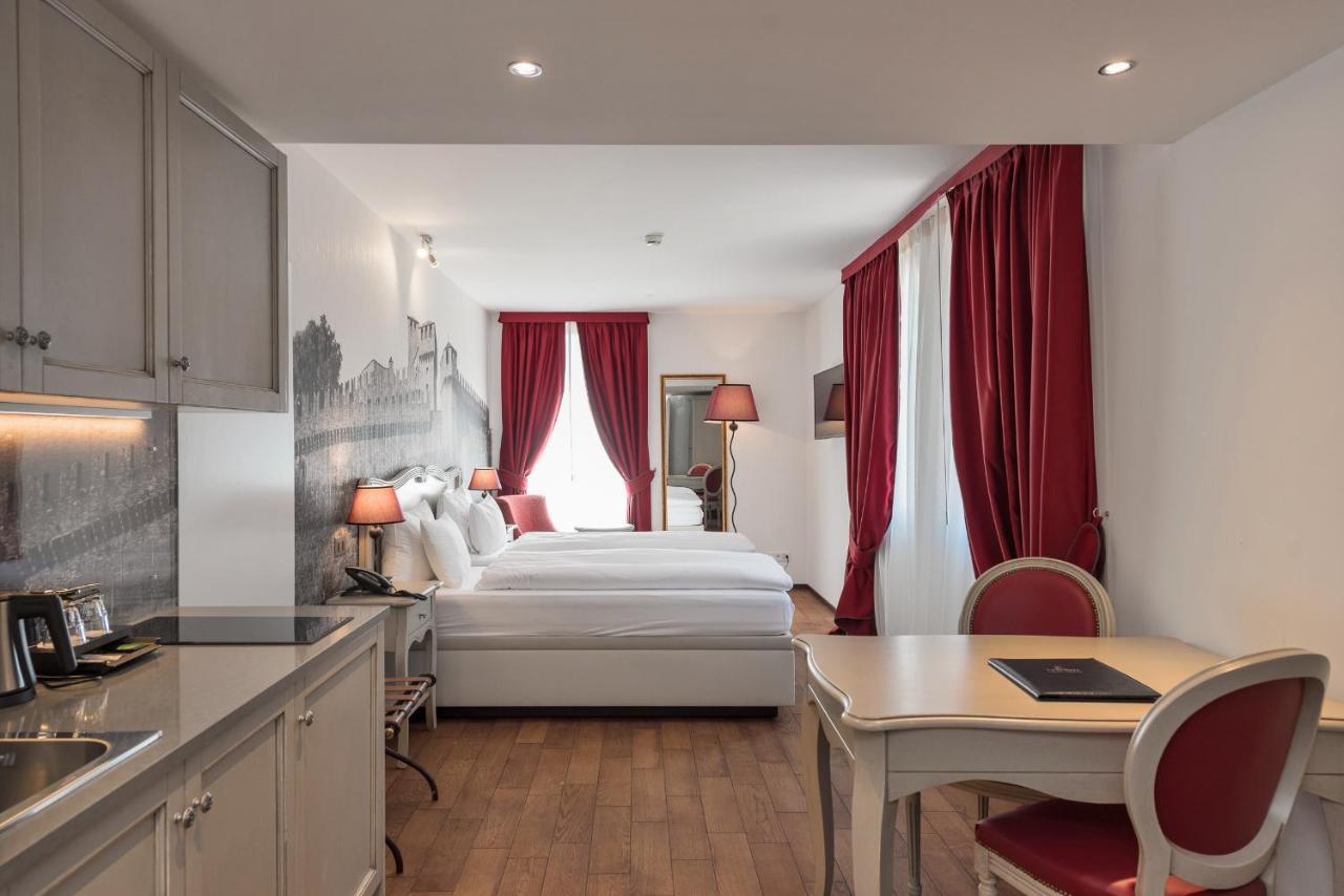 Boutique & Business Hotel La Tureta Джубиаско Екстериор снимка